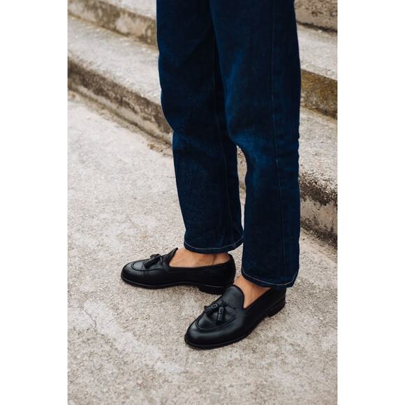 Cole Haan Shiny Black Leather Tassel Loafers | Classic Polished Dress Loafer NEW - Picture 2 of 15